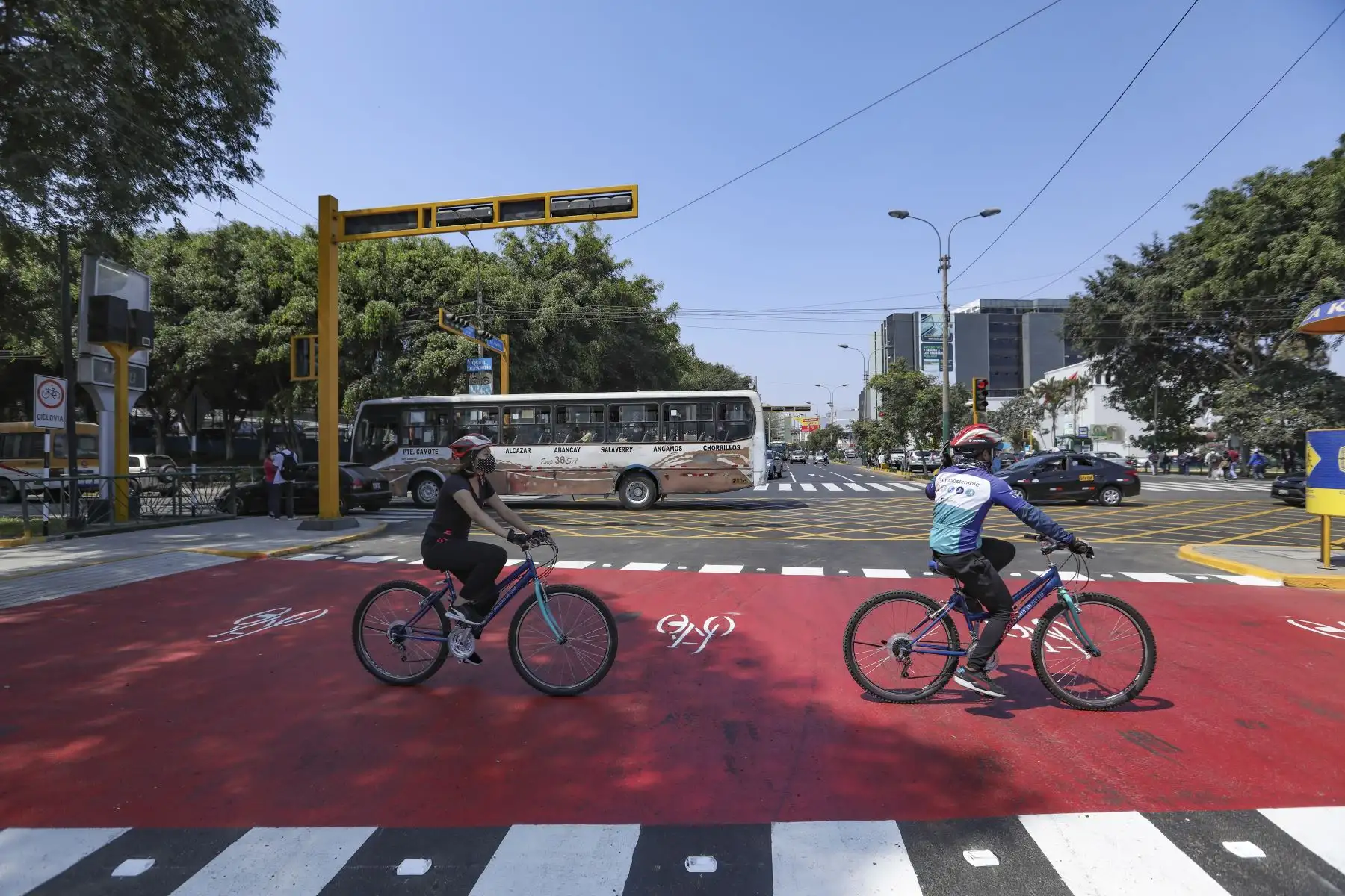 La Municipalidad de Lima presentó totalmente rehabilitada la emblemática ciclovía de la Av. Salaverry, que va desde la Av. 28 de Julio hasta Av. Del Ejército, para beneficio de los usuarios del transporte no motorizado. Foto: ANDINA/Municipalidad de Lima