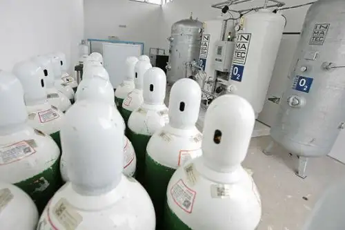 Se tiene previsto habilitar 13 estaciones de producción y llenado de cilindros de oxígeno, como parte de un plan que permitirá reducir la brecha de este elemento vital.