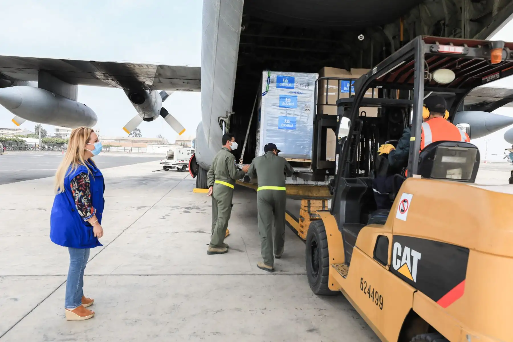 La Presidenta de Essalud inspeccionó salida de Plantas de Oxigeno rumbo a La Libertad, Cajamarca, Jaén y Moyobamba. Foto: ANDINA/ Essalud