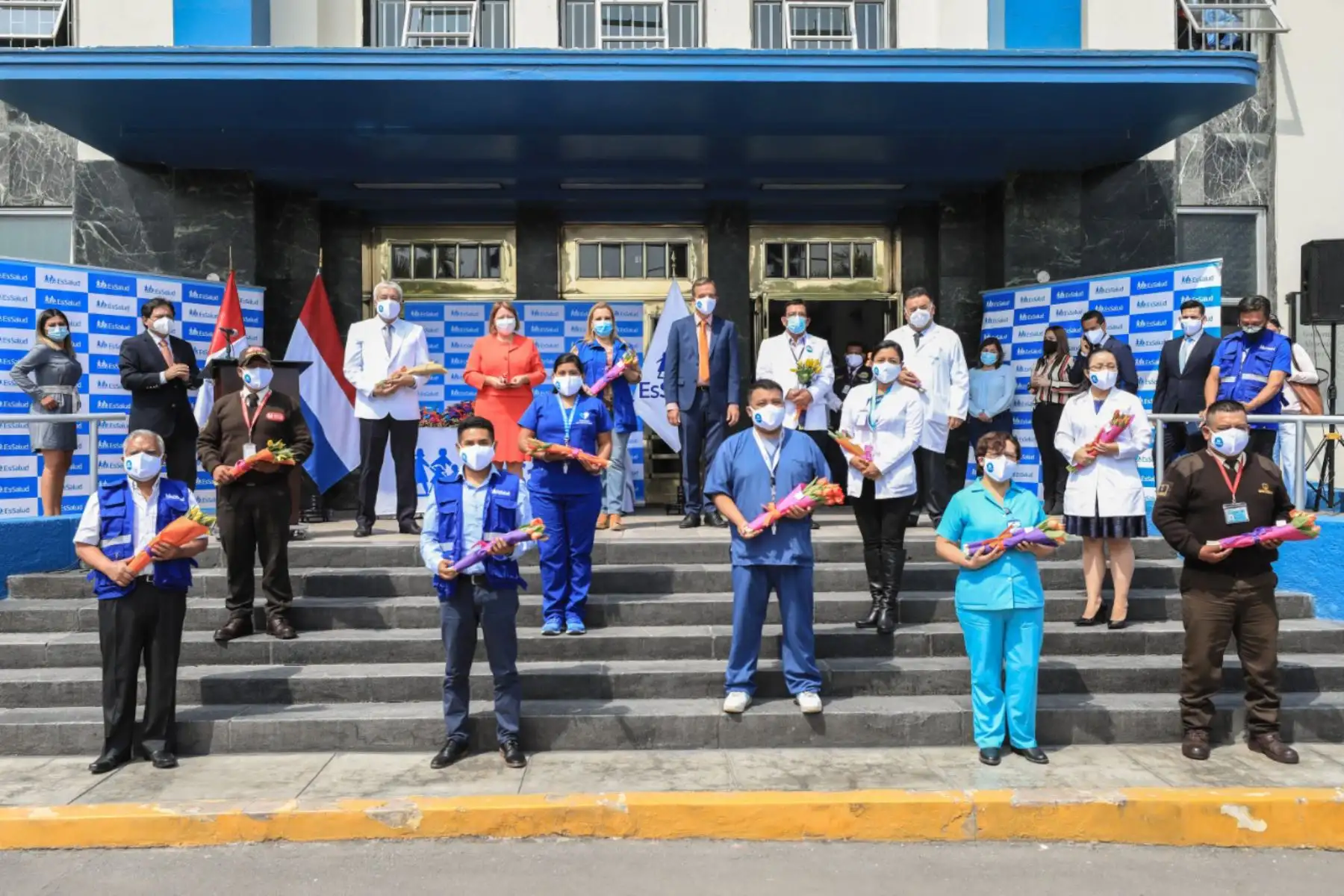 Los Países Bajos brindan reconocimiento a EsSalud por su manejo durante la crisis sanitaria por la covid-19

Foto:ANDINA / ESSALUD