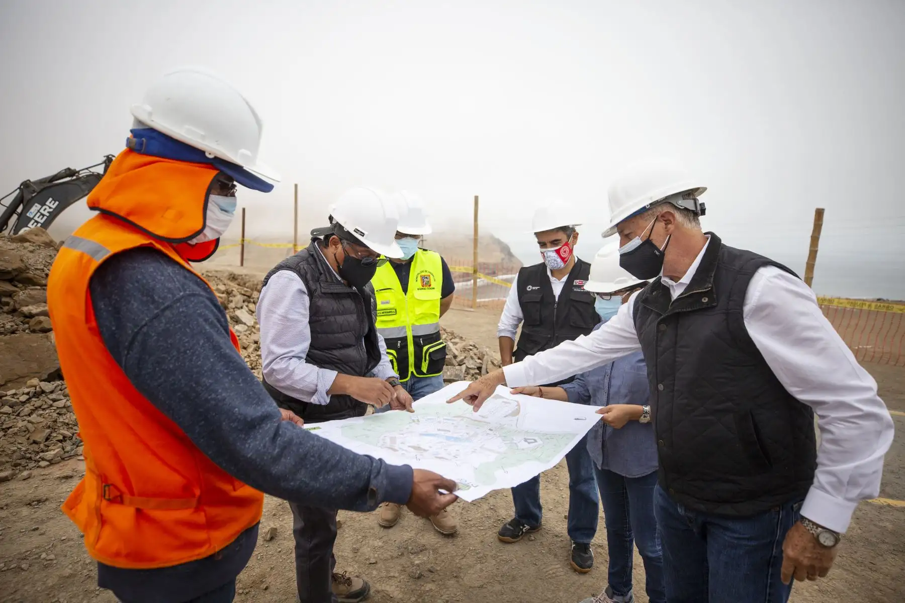 El alcalde de Lima, Jorge Muñoz, se reunió con el ministro de Cultura y el alcalde de Chorrillos para coordinar sobre futuros proyectos que tiene la MML para la ciudad. Foto: MML