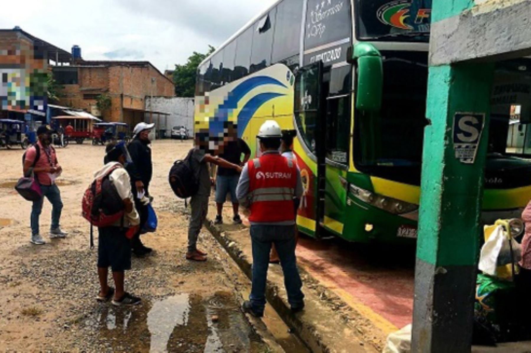 El personal policial intervino y detuvo a un ciudadano con requisitoria por el delito de robo agravado, durante operativo contra la trata de personas.