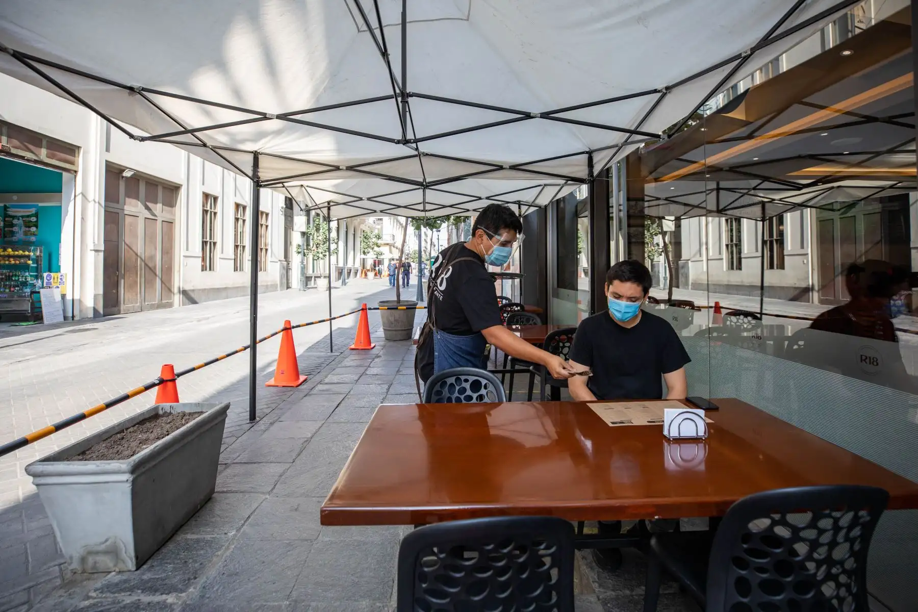 La Municipalidad de Lima también trabaja en coordinación con el sector privado para promover esta iniciativa, a fin de impulsar la reactivación económica del sector gastronómico. Foto: ANDINA/MML