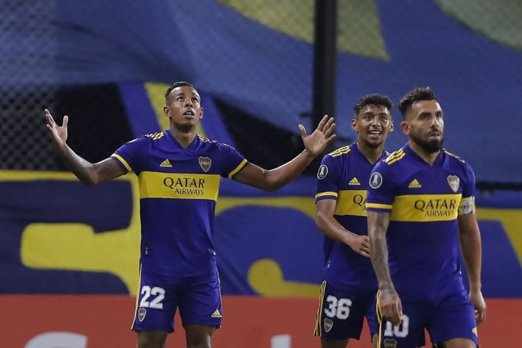 El colombiano Sebastián Villa del Boca Juniors de Argentina, celebra su gol durante el partido de la fase de grupos del torneo de fútbol Copa Libertadores. Foto: AFP