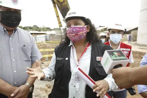 Ministra de Vivienda, Construcción y Saneamiento, Solangel Fernández. Foto: ANDINA.