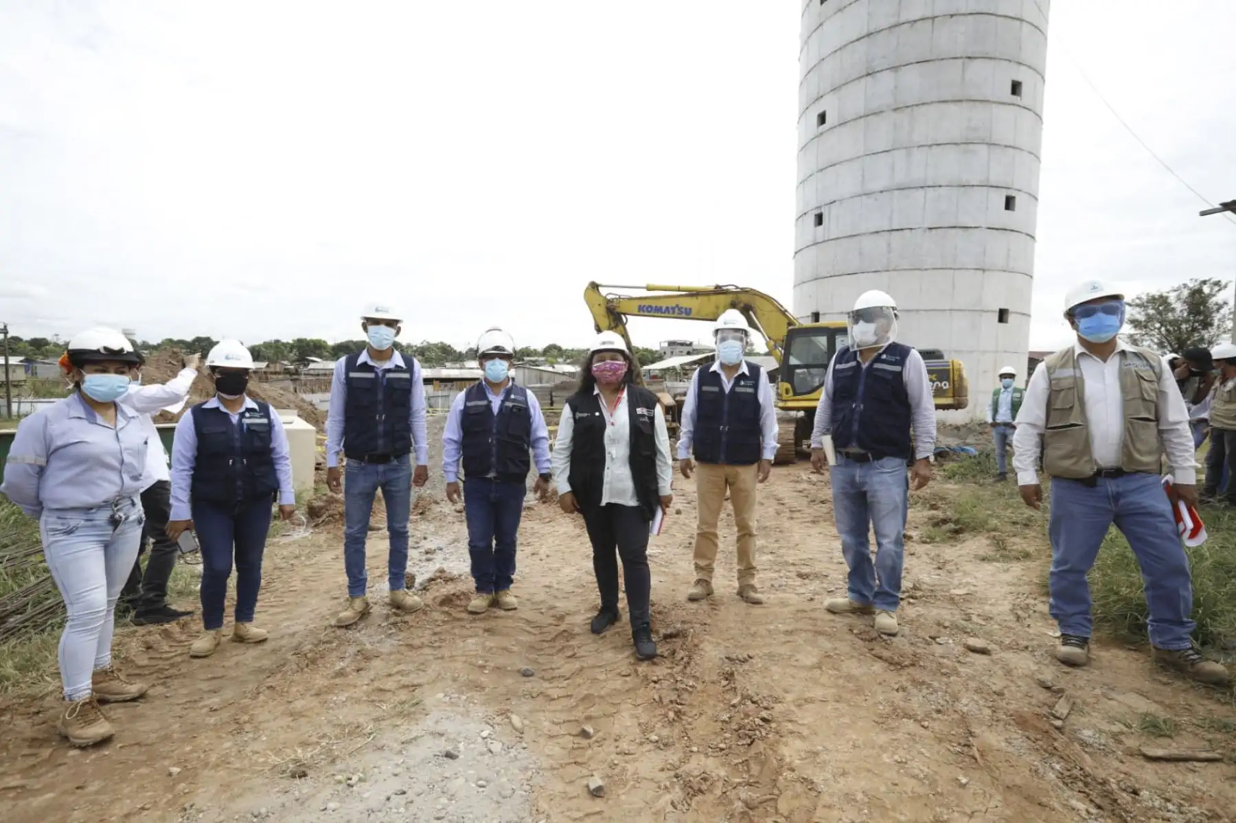 La ministra Solangel Fernández inspeccionó los trabajos que se realizan para mejorar el sistema de agua potable y alcantarillado en el Sector 12, distrito de Manantay, en la provincia de Coronel Portillo. Foto: ANDINA/MVCS