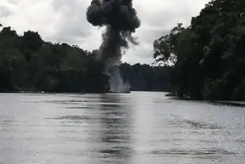 También se incautaron 540 galones de petróleo, radios de comunicación y otros equipos menores durante operación en la cuenca del río Nanay.