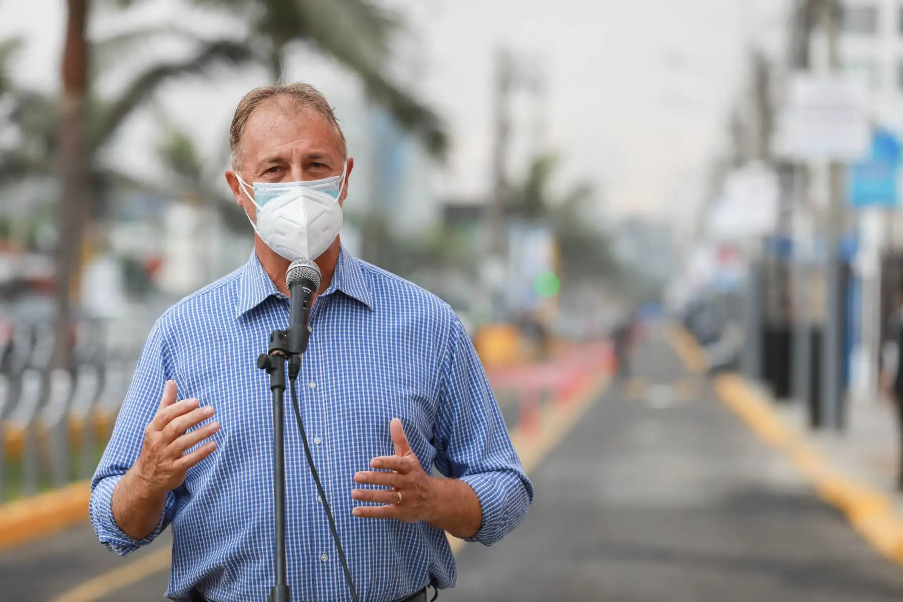El alcalde de la Municipalidad de Chorrillos Mg. Augusto Miyashiro, entregó a sus vecinos una moderna ciclovía, de 3.92 km de extensión, acto que contó con la presencia del alcalde de Lima Jorge Muñoz Wells. Foto: Municipalidad de Lima