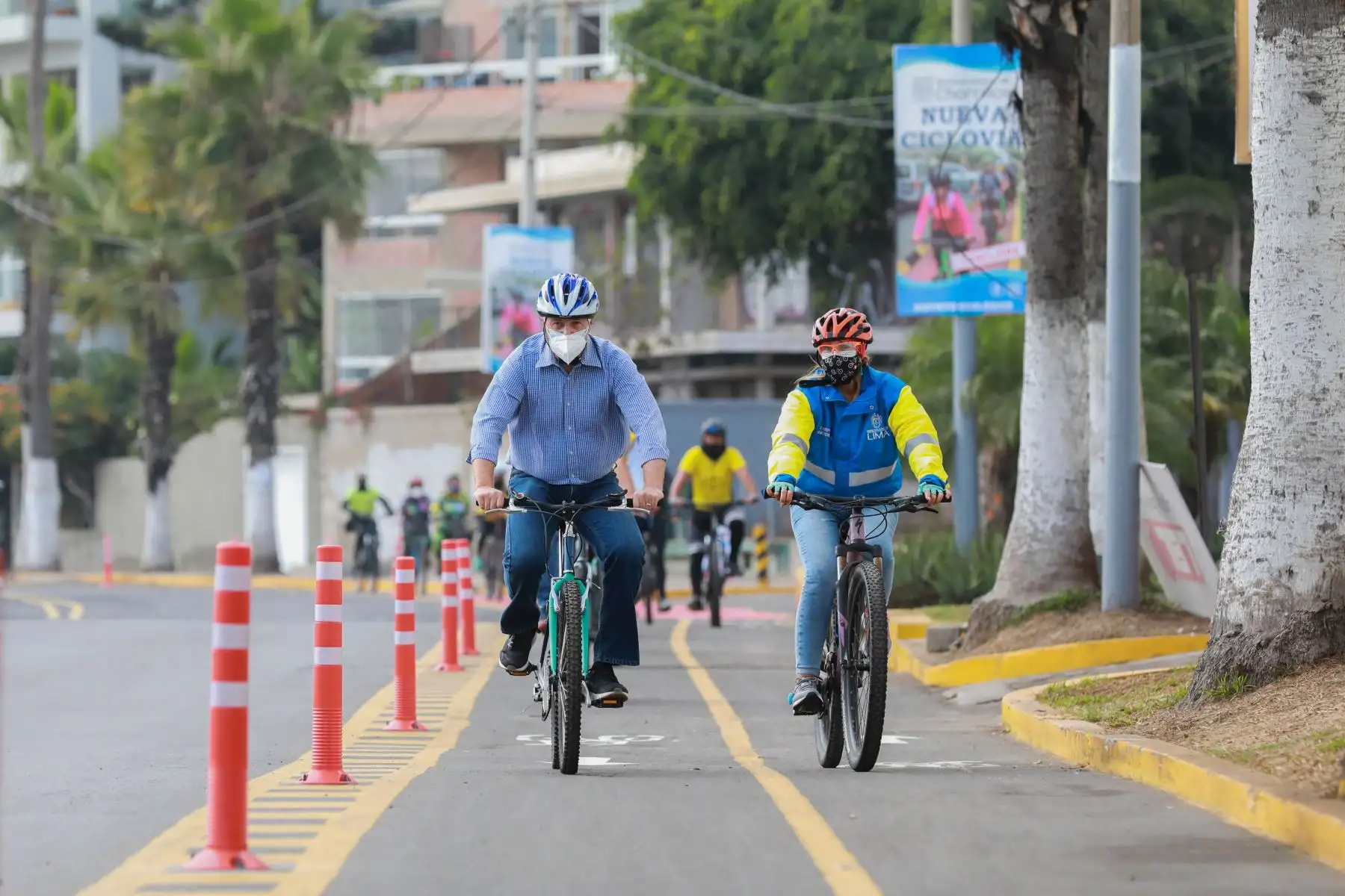 El alcalde de la Municipalidad de Chorrillos Mg. Augusto Miyashiro, entregó a sus vecinos una moderna ciclovía, de 3.92 km de extensión, acto que contó con la presencia del alcalde de Lima Jorge Muñoz Wells. Foto: Municipalidad de Lima