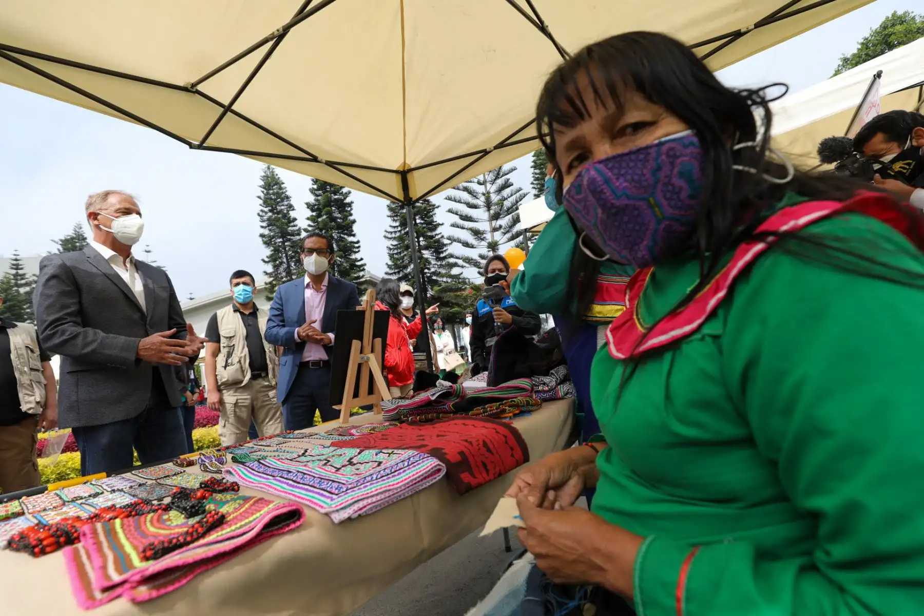 Ministerio de la Producción y Municipalidad de Lima firman un convenio de Cooperación Interinstitucional, con el fin de implementar mecanismos de coordinación, interacción, cooperación y reciprocidad en cuatro ejes: producción, comercio, proyectos y terrazas gastronómicas. Foto: Produce