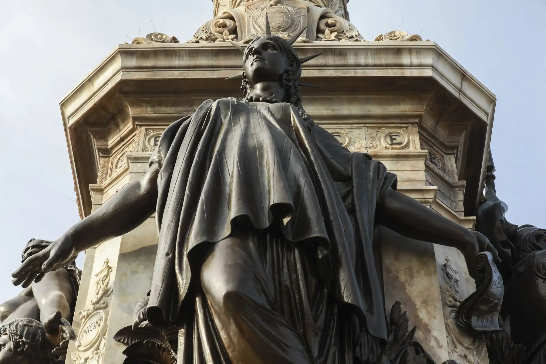 El alcalde de Lima, Jorge Muñoz, participa en la participa en la entrega del monumento a la victoria del Dos de Mayo, uno de los más altos e importantes de la ciudad. Los trabajos de recuperación de la escultura son parte del Plan Maestro del Centro Histórico de Lima. Foto: ANDINA/Municipalidad de Lima