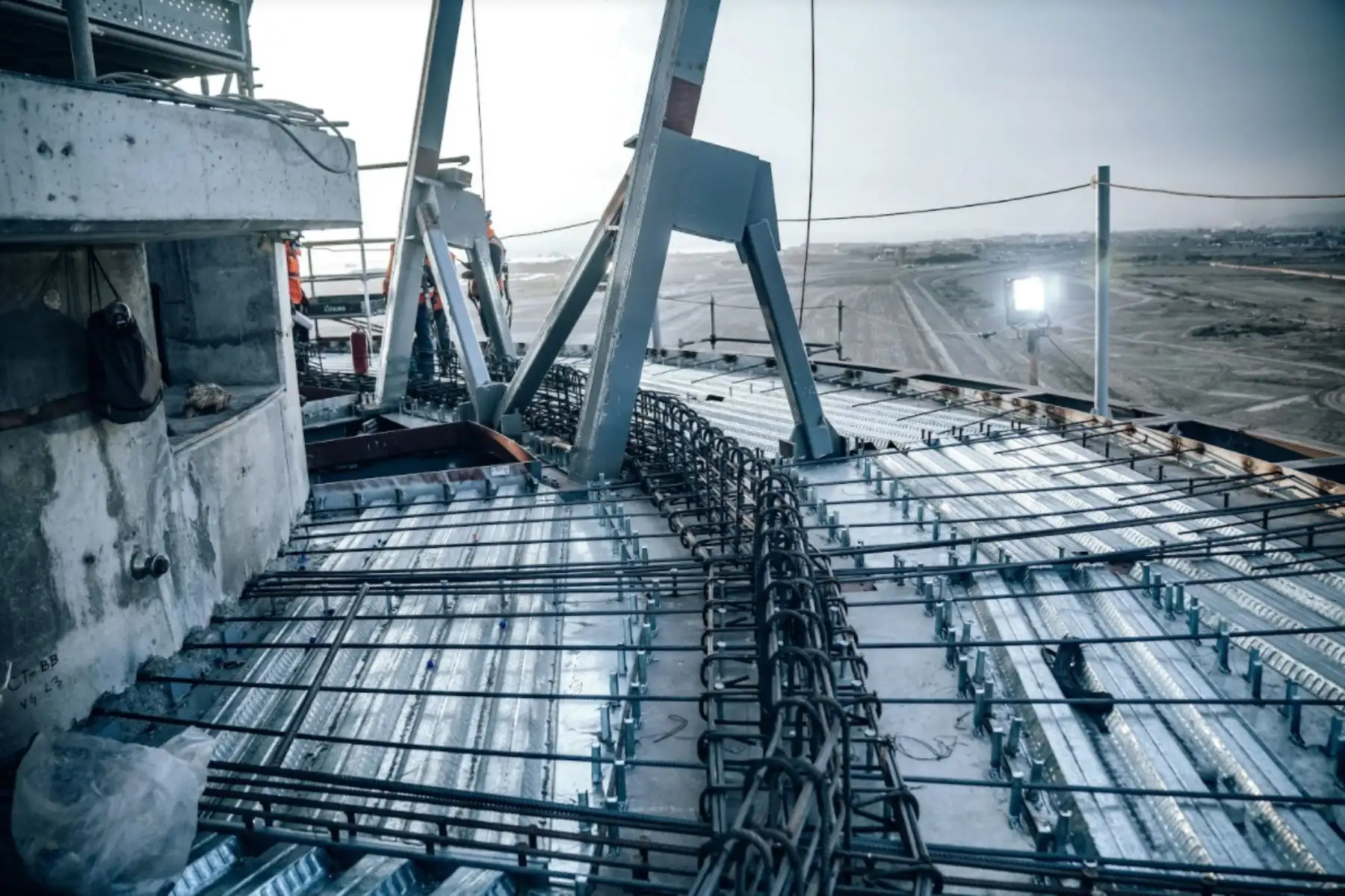 Continúan trabajos de ampliación del aeropuerto Jorge Chávez que comprende una segunda pista de aterrizaje, una nueva torre de control y el terminal de pasajeros. Foto: Difusión