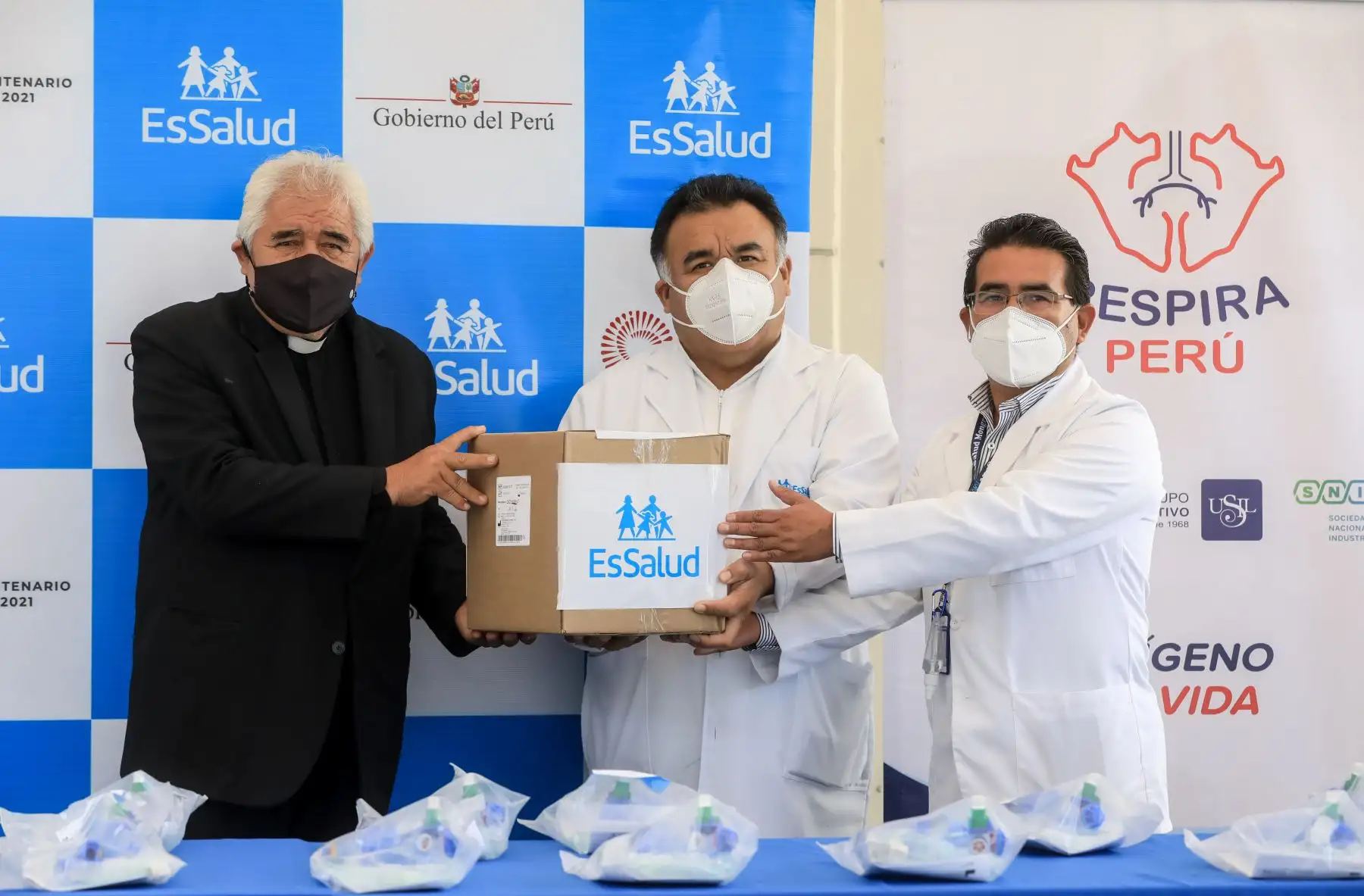 Respiradores serán distribuidos a los hospitales Sabogal y Negreiros, ambos del Callao, segunda región del país con más casos de coronavirus. Foto: ANDINA/EsSalud