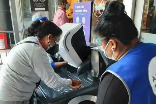 El Minsa continúa desarrollando esta intervención sanitaria en diversos puntos, como parte de la campaña comunicacional 