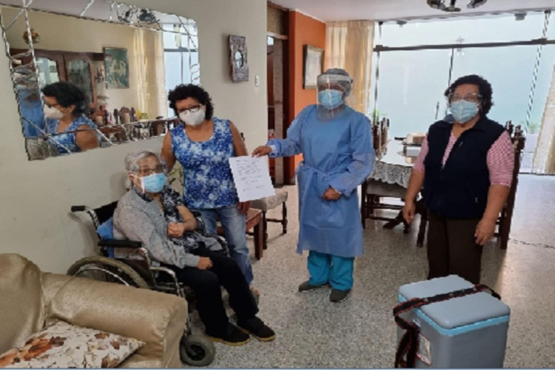 Trujillo: inmunizarán en sus hogares a 1400 adultos mayores de 80 años