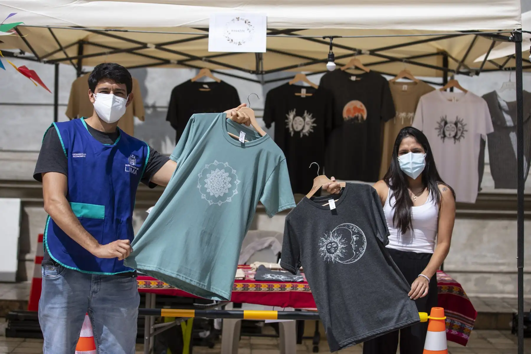 La Municipalidad de Lima  organizo la feria en apoyo a las madres emprendedoras de  productos, gastronómicos, textiles, artesanías y manualidades. en el Circuito Mágico del Agua del Parque de la Reserva. Foto: ANDINA// MLM