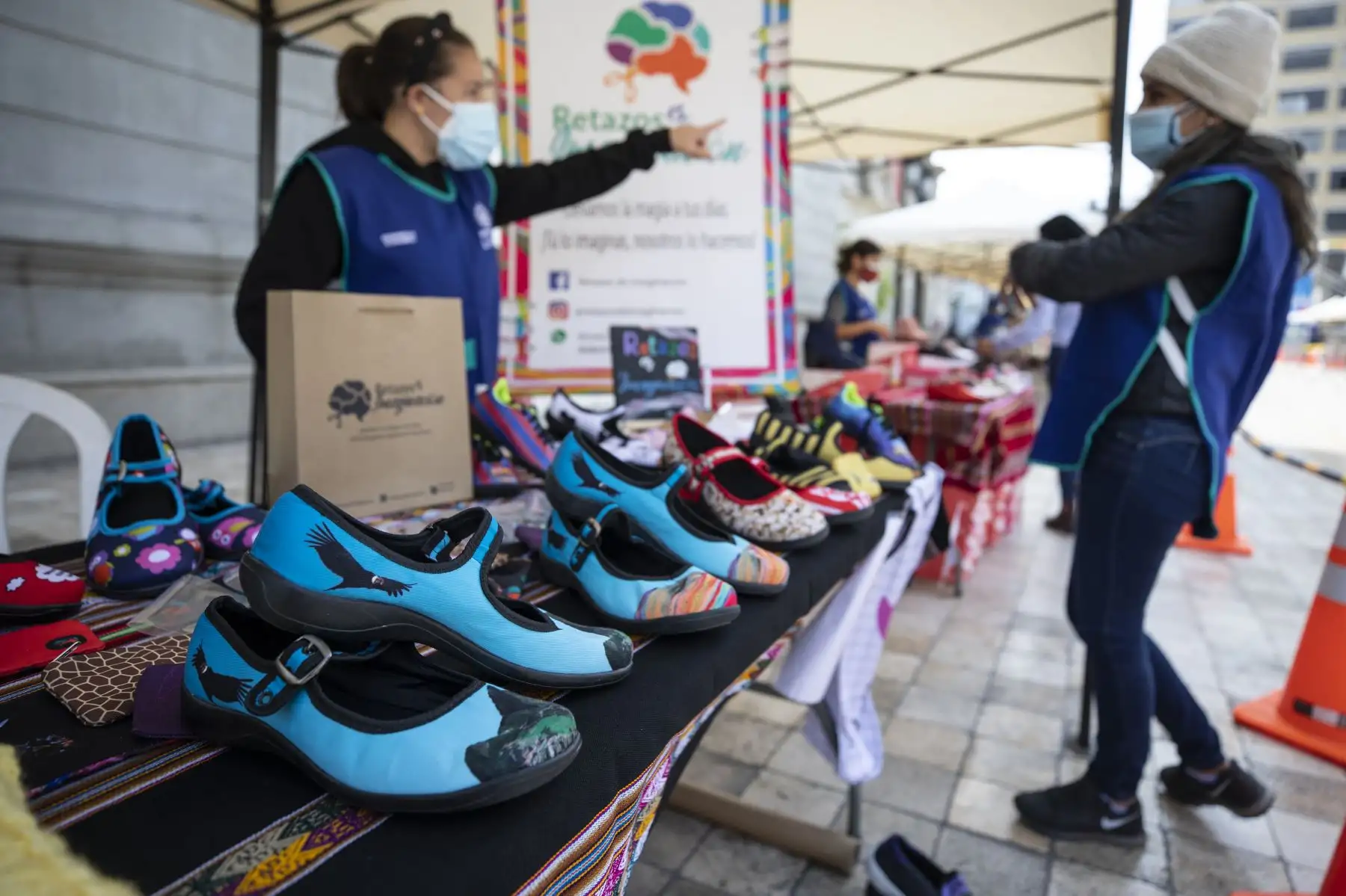 La Municipalidad de Lima  organizo la feria en apoyo a las madres emprendedoras de  productos, gastronómicos, textiles, artesanías y manualidades. en el Circuito Mágico del Agua del Parque de la Reserva. Foto: ANDINA// MLM