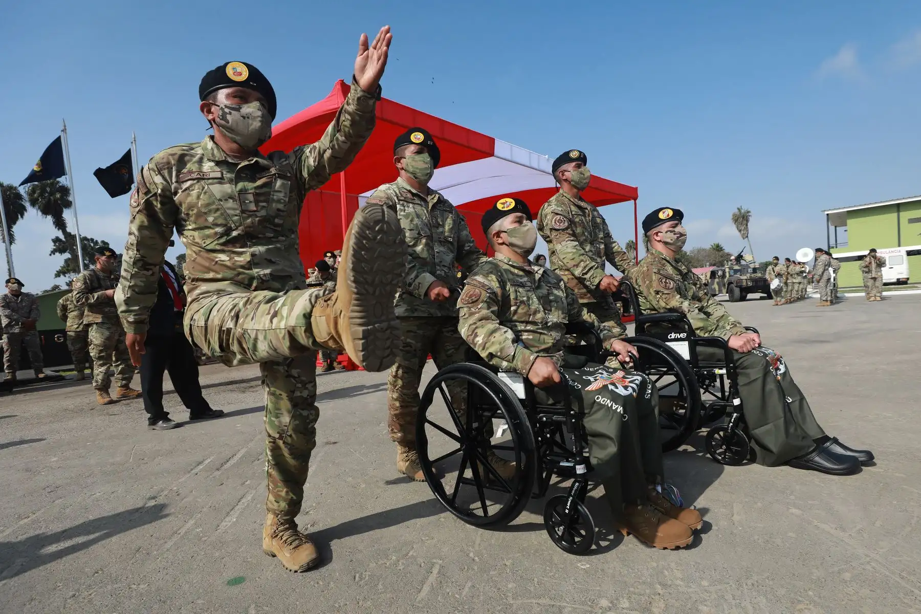 La ministra de Defensa, Nuria Esparch, participó en ceremonia de distinción a los valientes miembros de las Fuerzas Armadas que demostraron valor y sacrificio durante la operación Ojo de Águila. Foto: ANDINA/Mindef