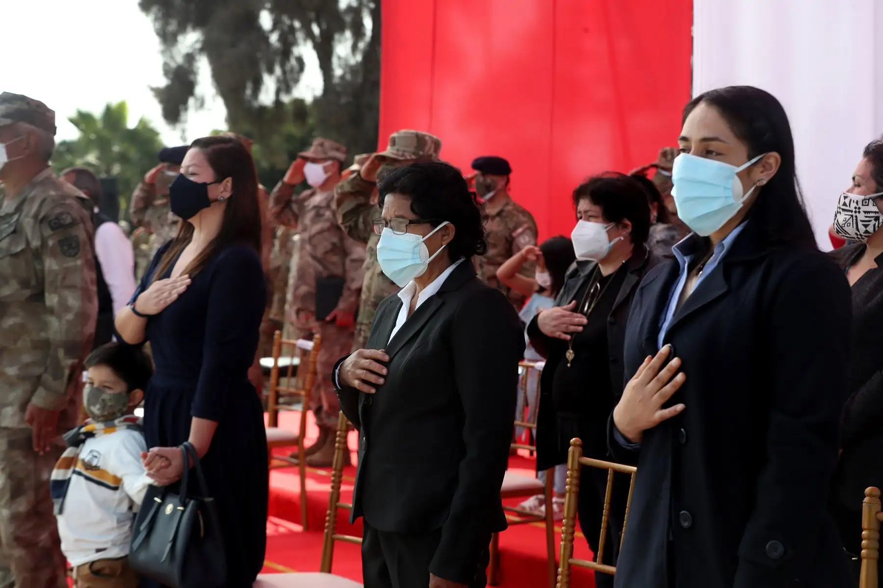 La ministra de Defensa, Nuria Esparch, participó en ceremonia de distinción a los valientes miembros de las Fuerzas Armadas que demostraron valor y sacrificio durante la operación Ojo de Águila. Foto: ANDINA/Mindef
