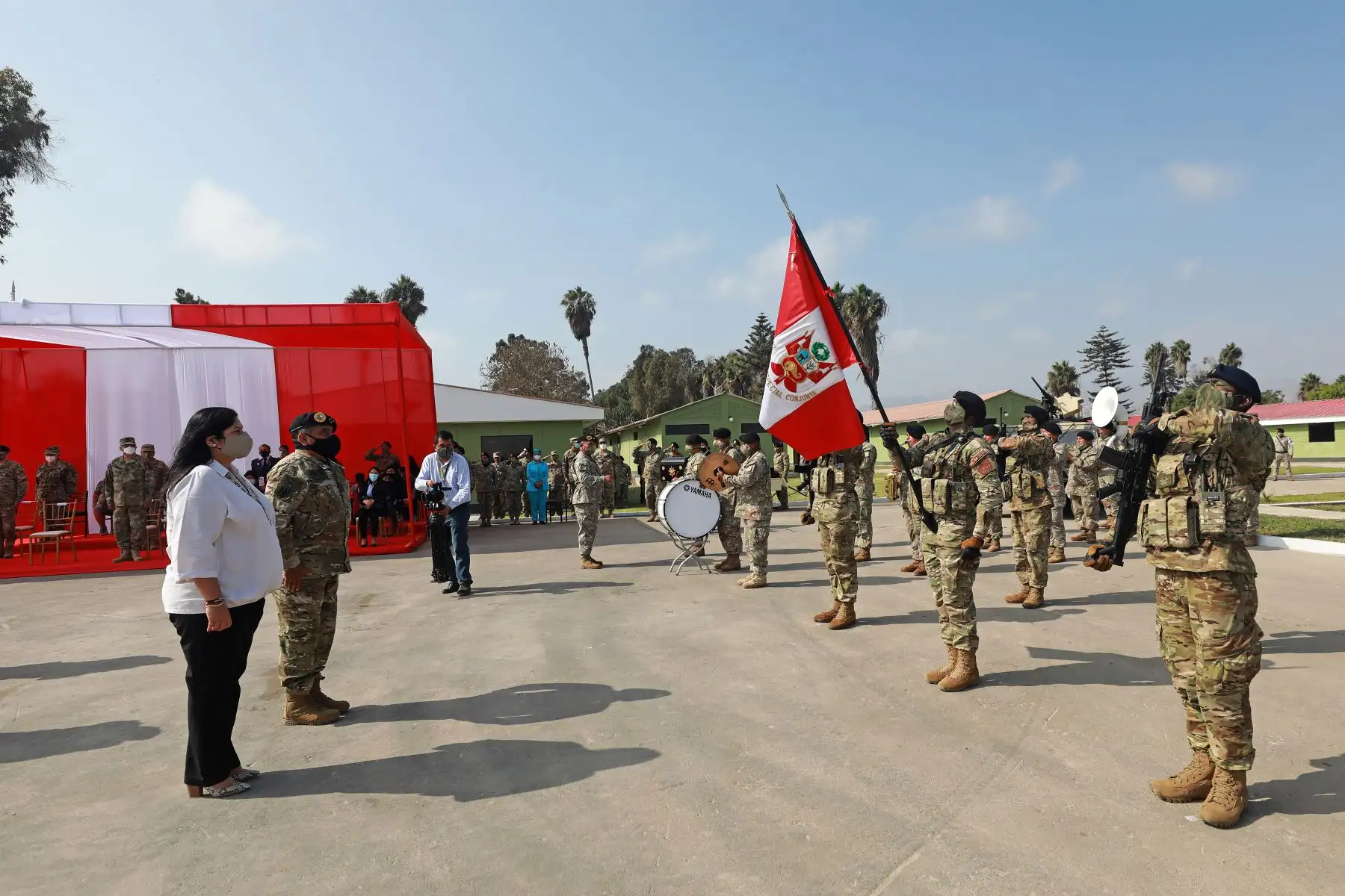 La ministra de Defensa, Nuria Esparch, participó en ceremonia de distinción a los valientes miembros de las Fuerzas Armadas que demostraron valor y sacrificio durante la operación Ojo de Águila. Foto: ANDINA/Mindef