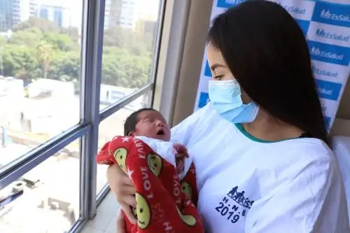 Día de la Madre: más de 5,000 bebés nacieron en el hospital Rebagliati durante la pandemia. Foto: ANDINA/Difusión.
