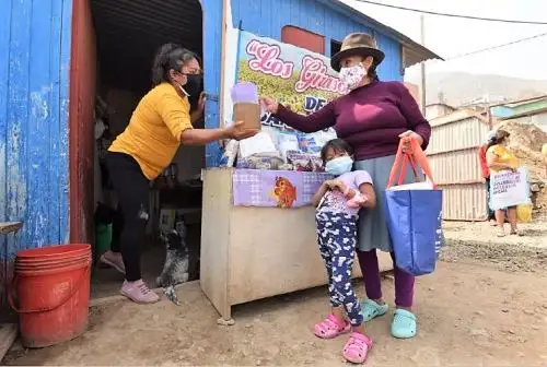 Programa Qali Warma del Midis entrega alimentos para beneficiarios de ollas comunes en la provincia limeña de Huarochirí. Foto: ANDINA/Difusión