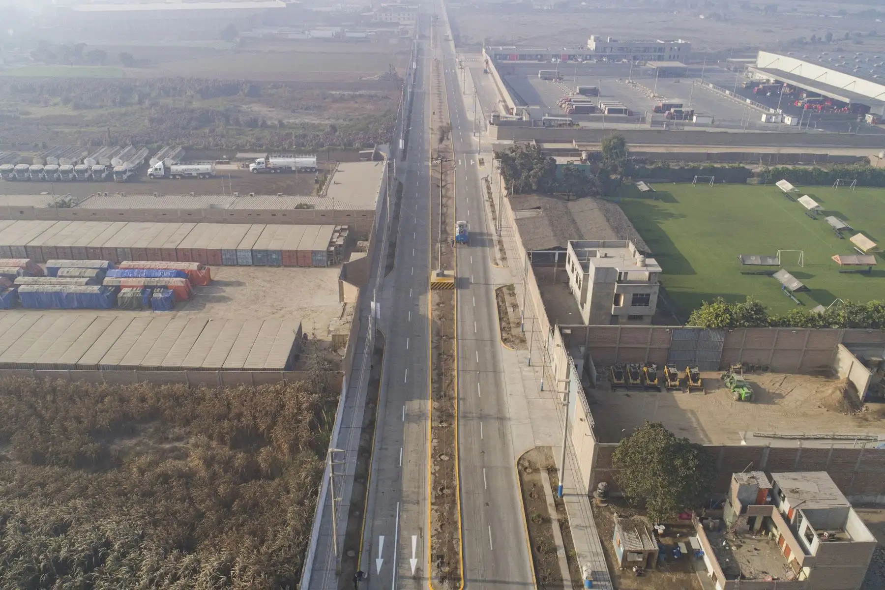 El alcalde de Lima, Jorge Muñoz, entrega nuevas pistas y veredas en la Quinta Avenida y Av. Los Laureles, en Lurigancho-Chosica. Las obras de mejoramiento se ejecutaron a lo largo de 3.2 km de las vías y beneficiarán directamente a 27,000 vecinos. Foto: ANDINA/Municipalidad de Lima