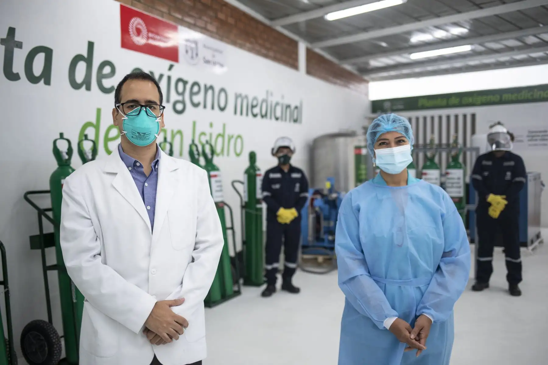 Alcalde de Lima, Jorge Muñoz y el Alcalde San Isidro presentan nueva planta de Oxigeno.
Foto:Municipalidad de Lima