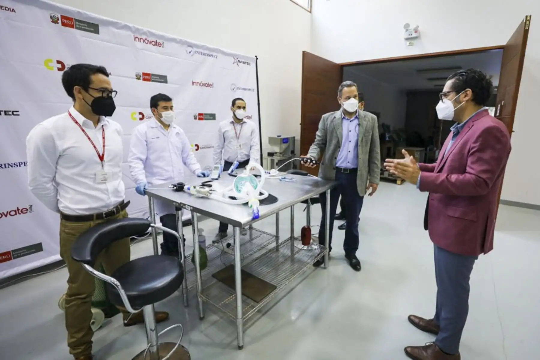 En la semana de la MYPE, reconocemos el valioso aporte de MYPE como Materials Research & Technology, Interinspect y Aviatec, por salvar vidas y contribuir activamente en la lucha contra el covid-19. Foto: Produce