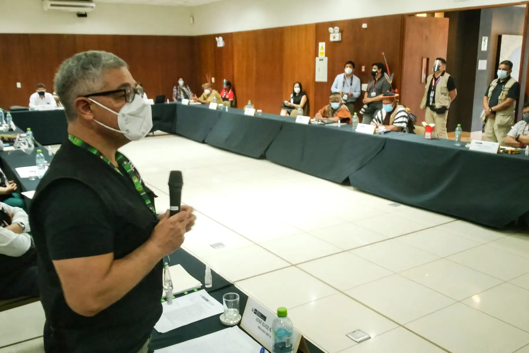 El ministro del Interior, José Elice, junto a titulares del Minjus, Minam y Mimp, participan con organizaciones indígenas en marco de la implementación del mecanismo intersectorial para la protección de las personas defensoras de DD.HH. Foto: ANDINA/Ministerio del Interior