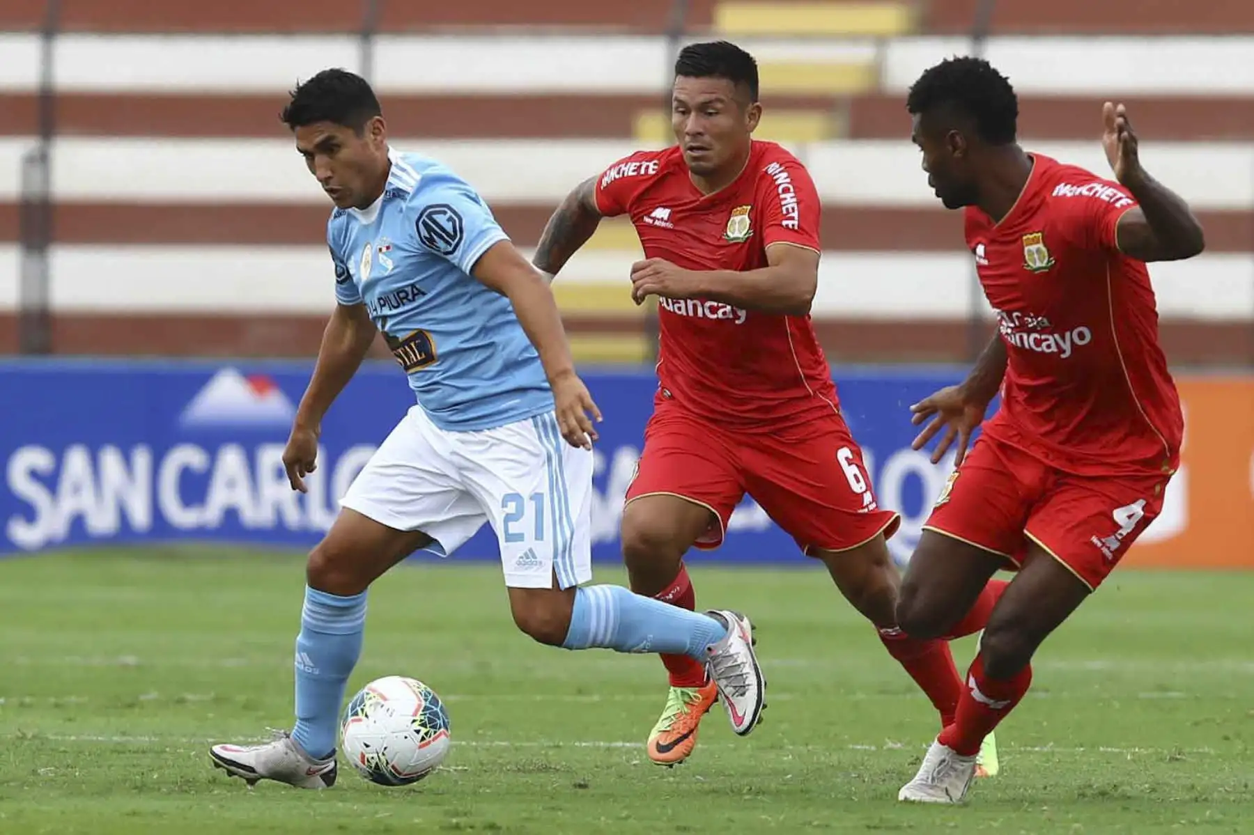 Sporting Cristal y Sport Huancayo se enfrentan por la octava y penúltima fecha del grupo B de la fase 1 de la Liga 1. El duelo se disputa en el estadio Miguel Grau del Callao. Foto: Liga 1