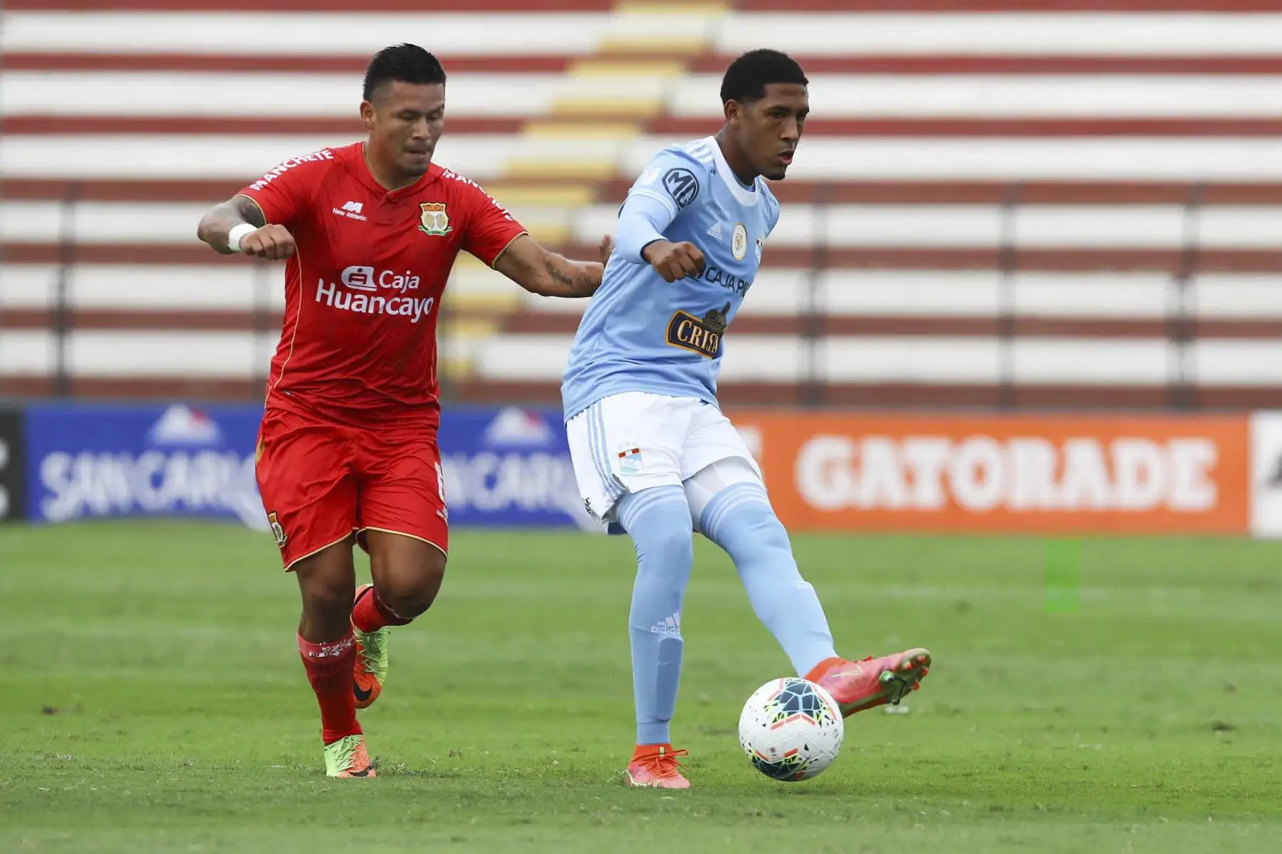 Sporting Cristal y Sport Huancayo se enfrentan por la octava y penúltima fecha del grupo B de la fase 1 de la Liga 1. El duelo se disputa en el estadio Miguel Grau del Callao. Foto: Liga 1