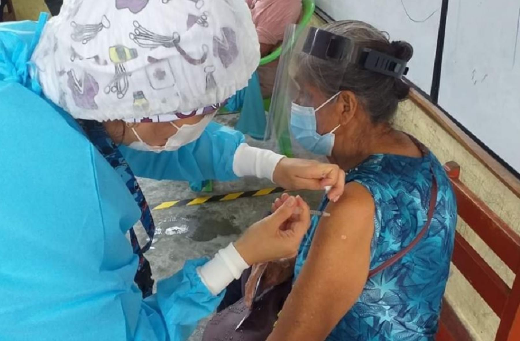 La región San Martín puso en marcha la campaña “Vacúnate Cho”, que tiene como objetivo promover la inmunización contra el covid-19, sus ventajas y su gratuidad, mediante una intensa campaña de comunicación.