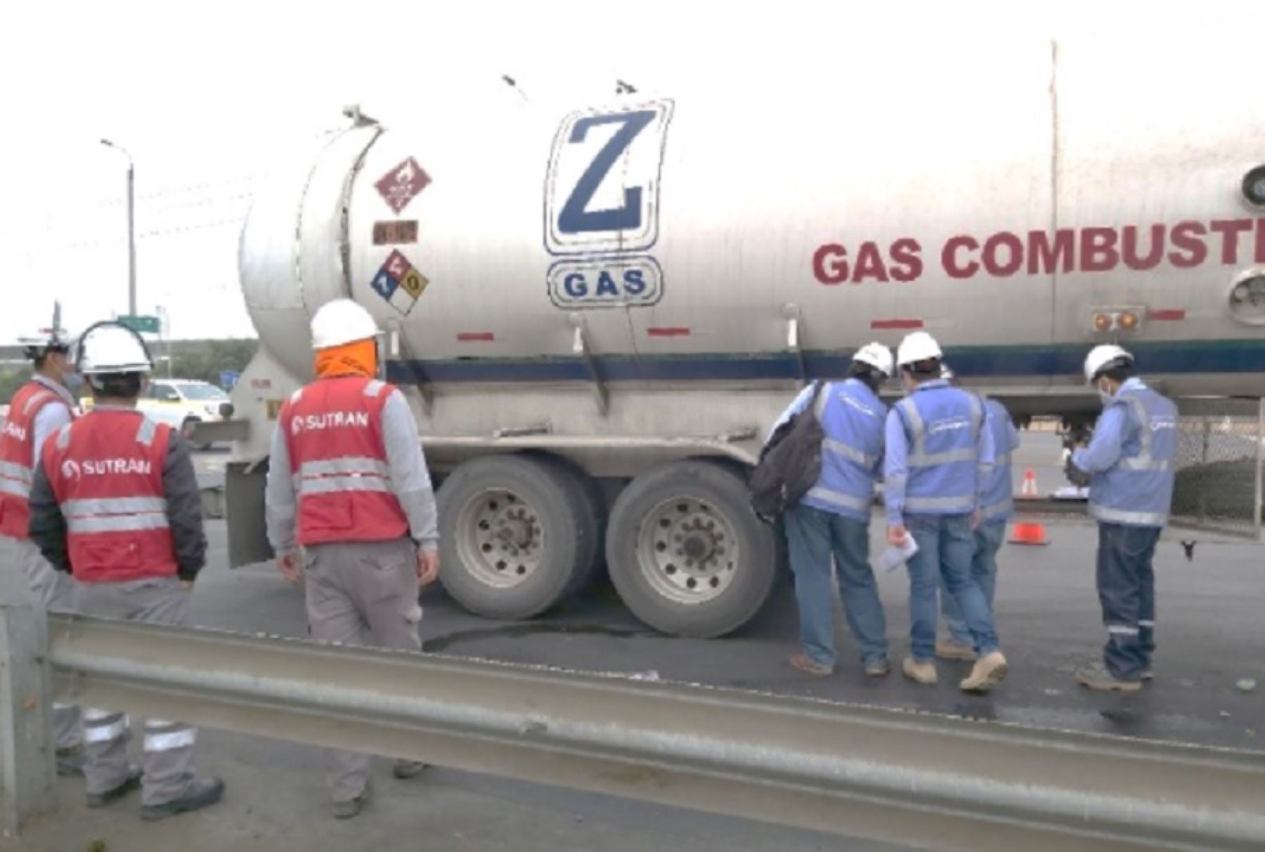 Osinergmin y Sutran intervienen unidades de transporte de combustible en la región La Libertad