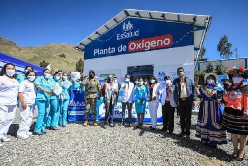 Presidenta Ejecutiva de EsSalud, Fiorella Molinelli, inauguró la planta de oxígeno, presentó la ampliación del servicio de hospitalización del nosocomio y llevó  nuevos ventiladores mecánicos, entre otras actividades.