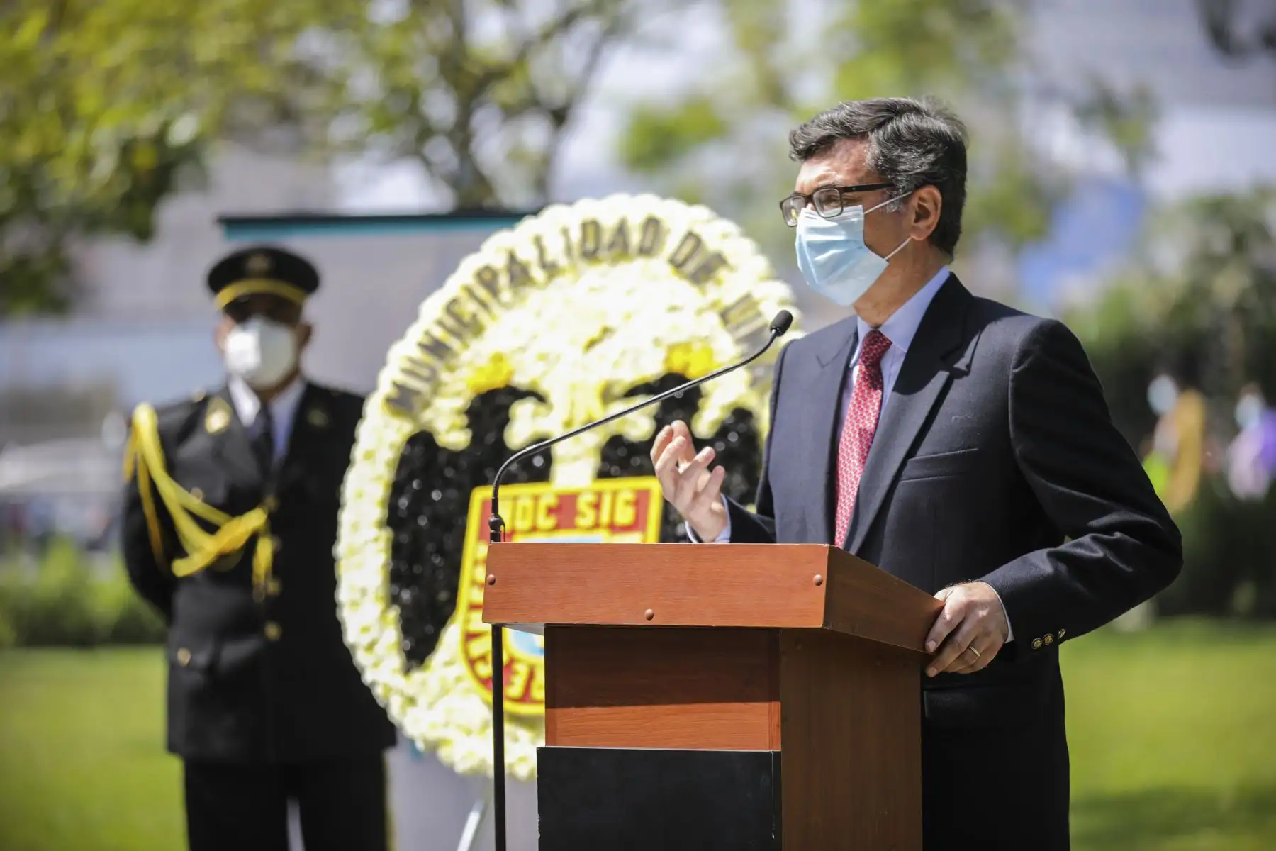 Municipalidad de Lima entregó a la ciudad el monumento recuperado del expresidente Manuel Candamo, ubicado en el parque Neptuno, como parte de los trabajos de recuperación de esculturas públicas del Centro Histórico. Foto: ANDINA/Municipalidad de Lima