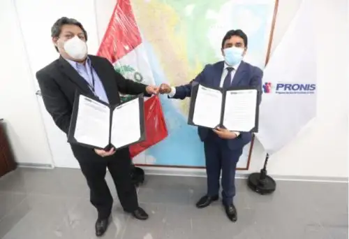 Pronis dará asistencia técnica a la provincia Daniel A.Carrión para construir su centro de salud.