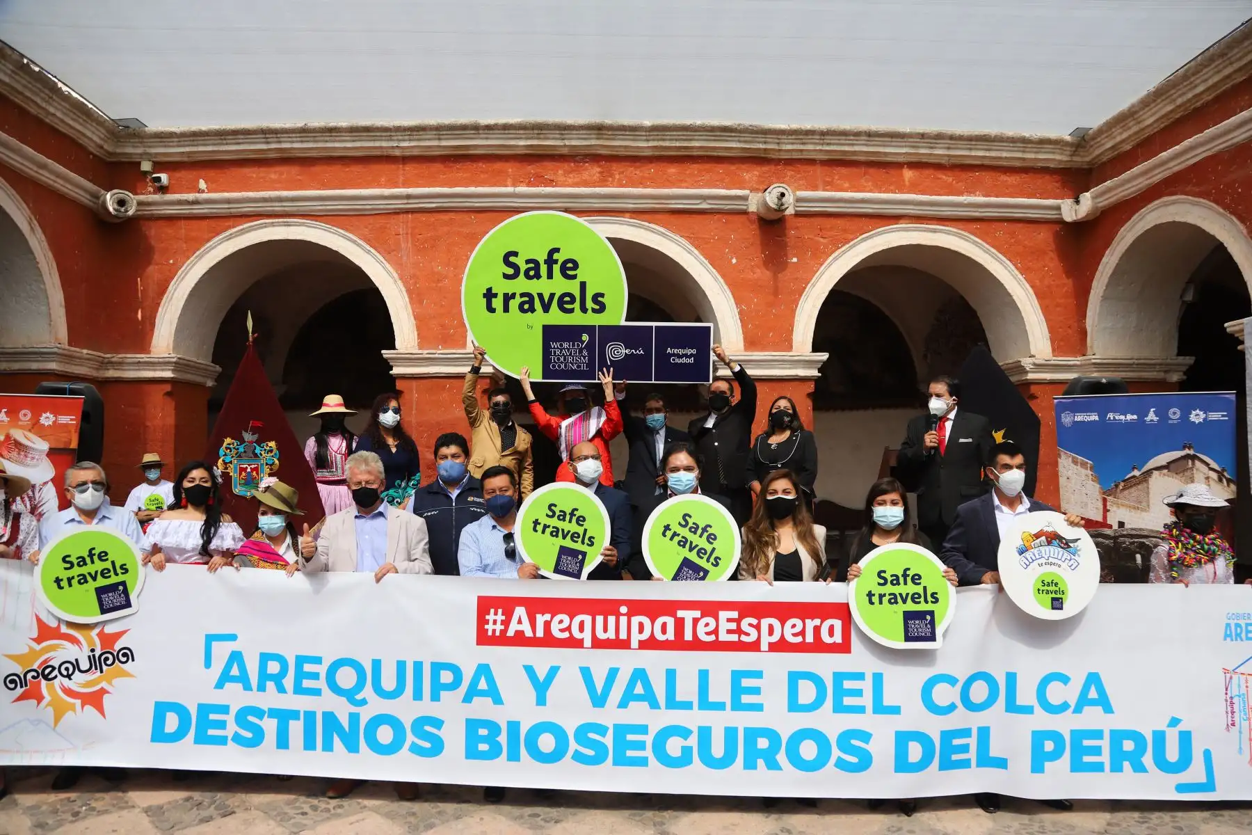 El Ministerio de Comercio Exterior y Turismo (Mincetur) entregó el sello internacional Safe Travels al Destino Arequipa Ciudad y el Destino Valle y Cañón del Colca, los cuales se encuentran calificados como seguros ante el COVID-19. Foto: ANDINA/Mincetur