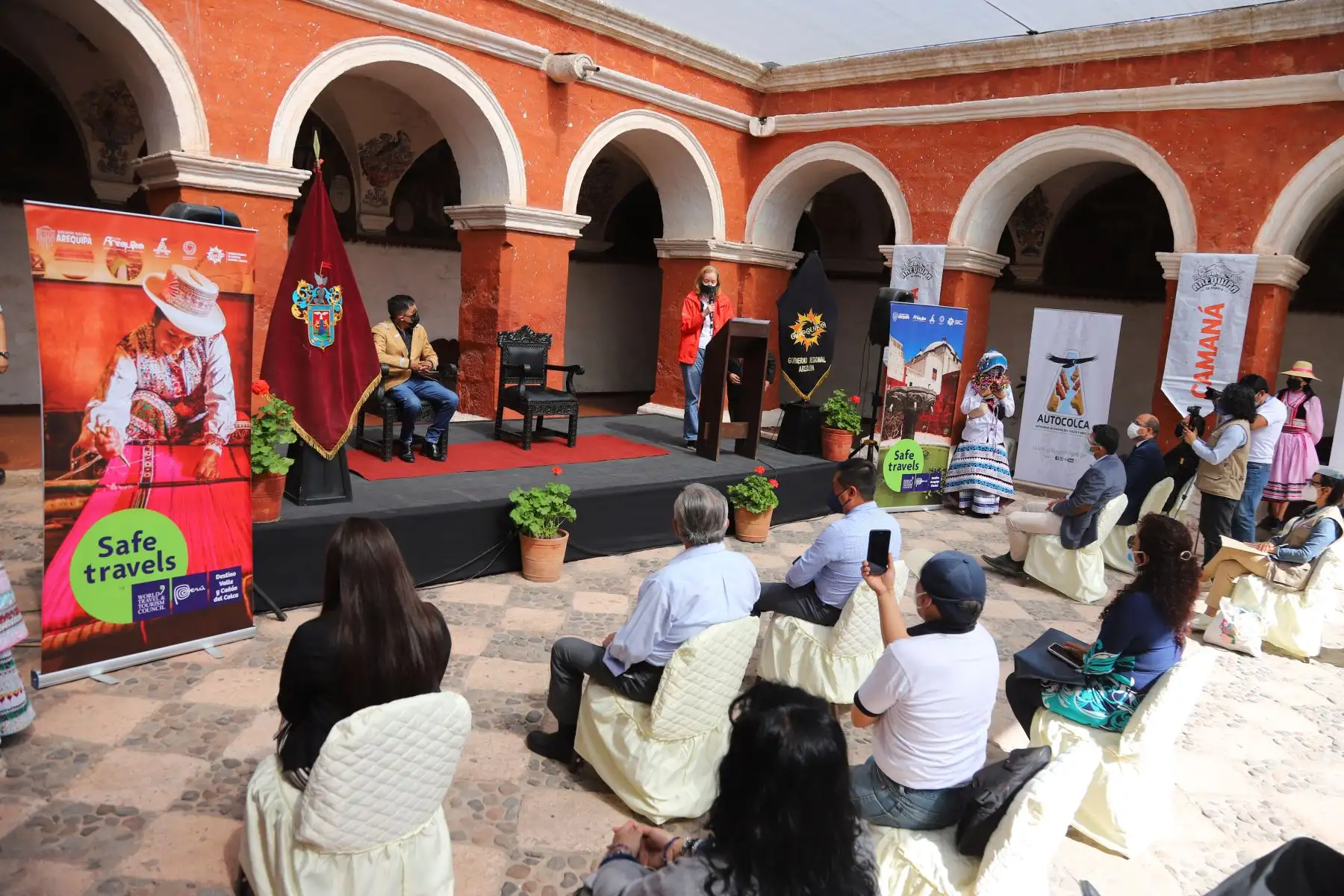 El Ministerio de Comercio Exterior y Turismo (Mincetur) entregó el sello internacional Safe Travels al Destino Arequipa Ciudad y el Destino Valle y Cañón del Colca, los cuales se encuentran calificados como seguros ante el COVID-19. Foto: ANDINA/Mincetur