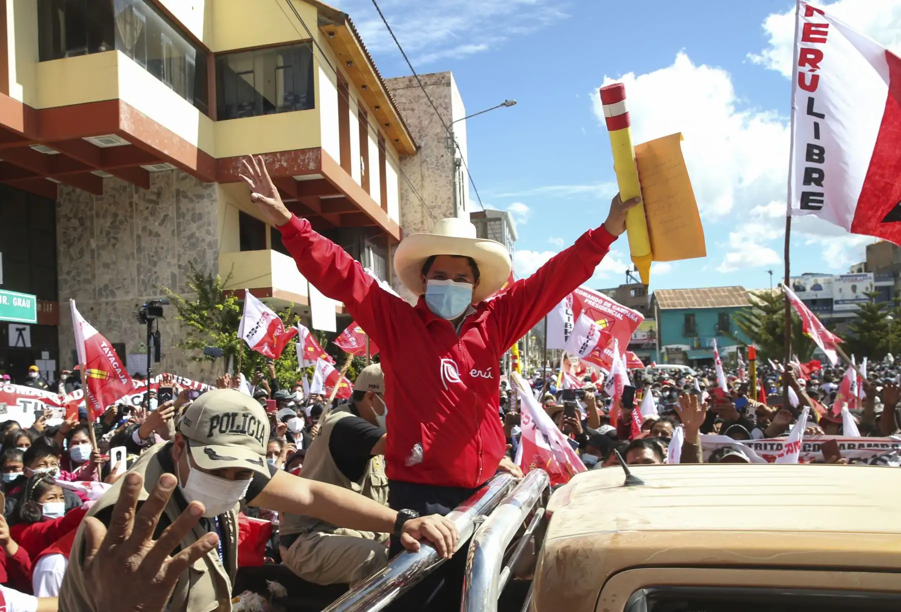 Candidato a la presidencia por Perú Libre, Pedro Castillo, realiza mitin en el distrito de Pampas provincia de Tayacaja, en Huancavelica. Foto: ANDINA/Eddy Ramos