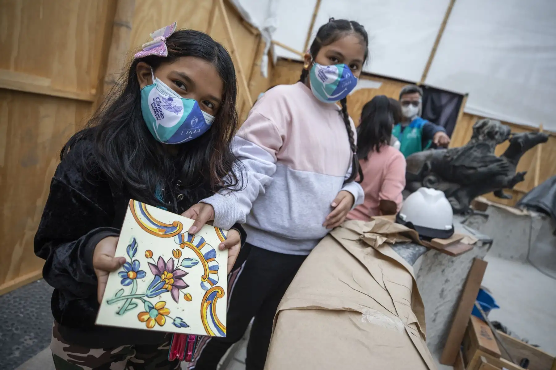 Niños guardianes del Patrimonio Cultural de Lima visitan obras de peatonalización. Foto: Municipalidad de Lima