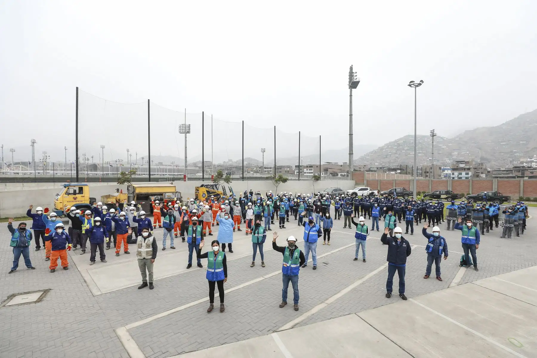 La Municipalidad de Lima realizó un operativo de recuperación en las lomas de Villa María, en el distrito de Villa María del Triunfo, donde se retiraron extrajudicialmente más de 60 módulos de vivienda que fueron instalados de manera ilegal en cerca de 3.7 hectáreas. Foto: ANDINA/Municipalidad de Lima