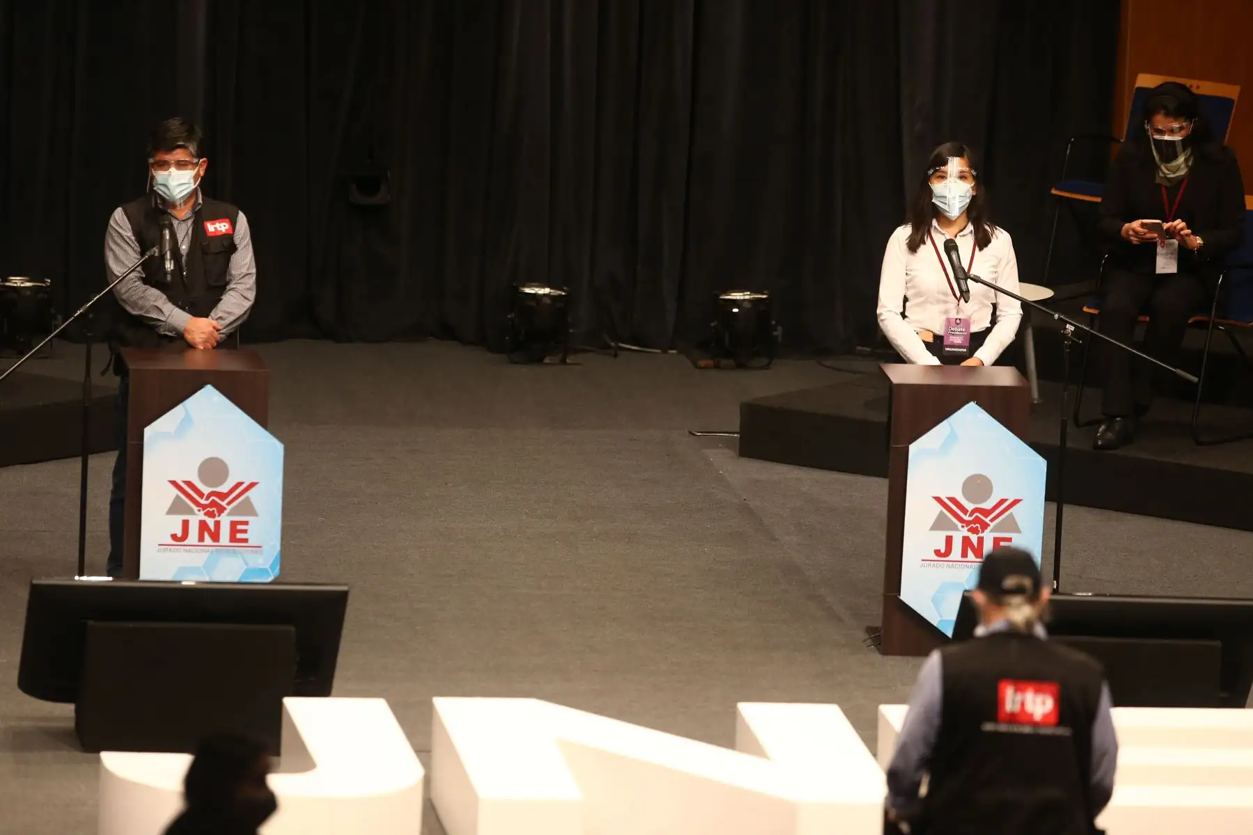 Interiores del Gran Teatro Nacional, donde se realizará el debate entre los equipos técnicos de los partidos Fuerza Popular y Perú Libre con miras a la segunda vuelta, organizado por el Jurado Nacional de Elecciones. 
Foto: ANDINA/Vidal Tarqui