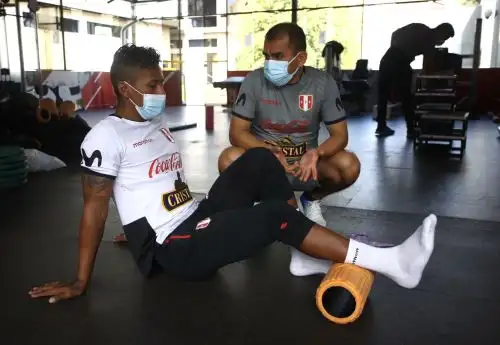 Pedro Aquino realizó trabajo de gimnasio en la Videna