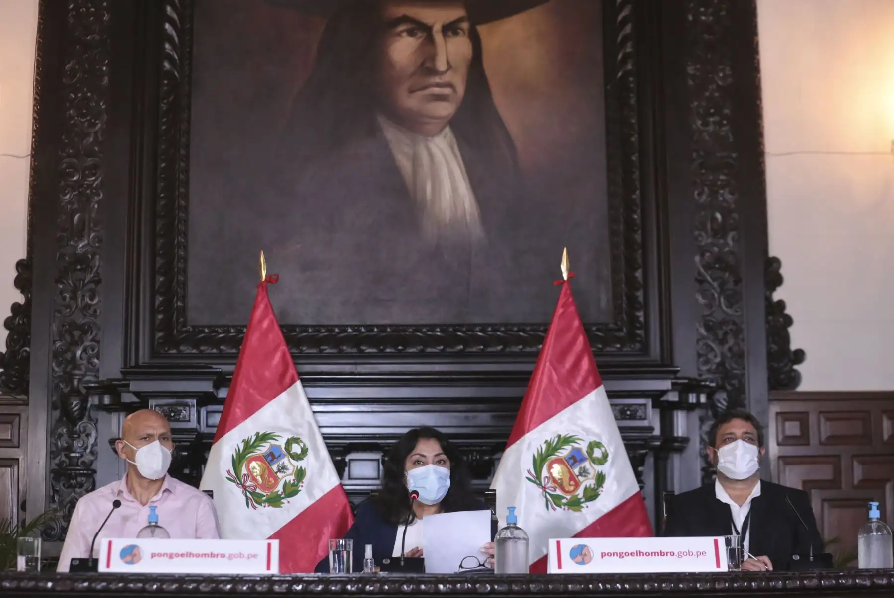 La titular de la PCM, junto con ministros de Estado, brindan conferencia de prensa para informar a la ciudadanía sobre los avances en la lucha contra la pandemia y las medidas adoptadas en sesión de Consejo de Ministros.
Foto: PCM