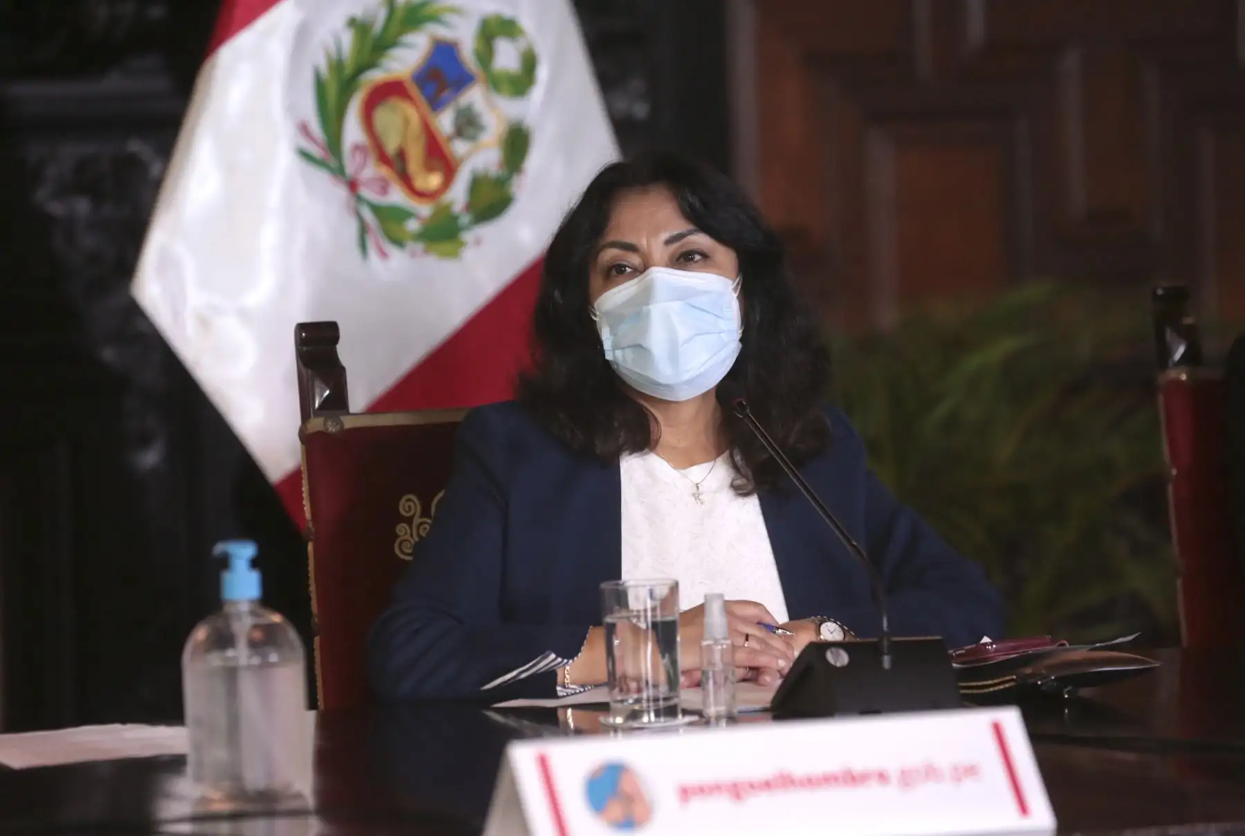 La titular de la PCM, junto con ministros de Estado, brindan conferencia de prensa para informar a la ciudadanía sobre los avances en la lucha contra la pandemia y las medidas adoptadas en sesión de Consejo de Ministros.
Foto: PCM