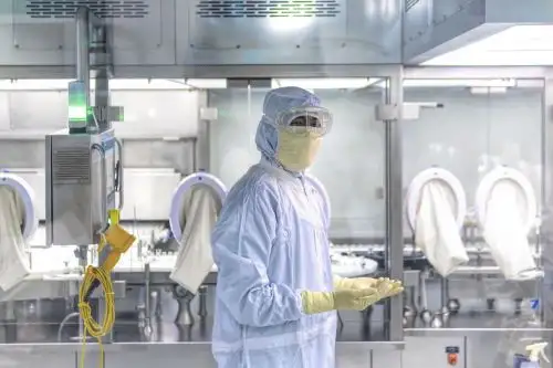 China acusa de manipulación a quienes reavivan la teoría del laboratorio.
