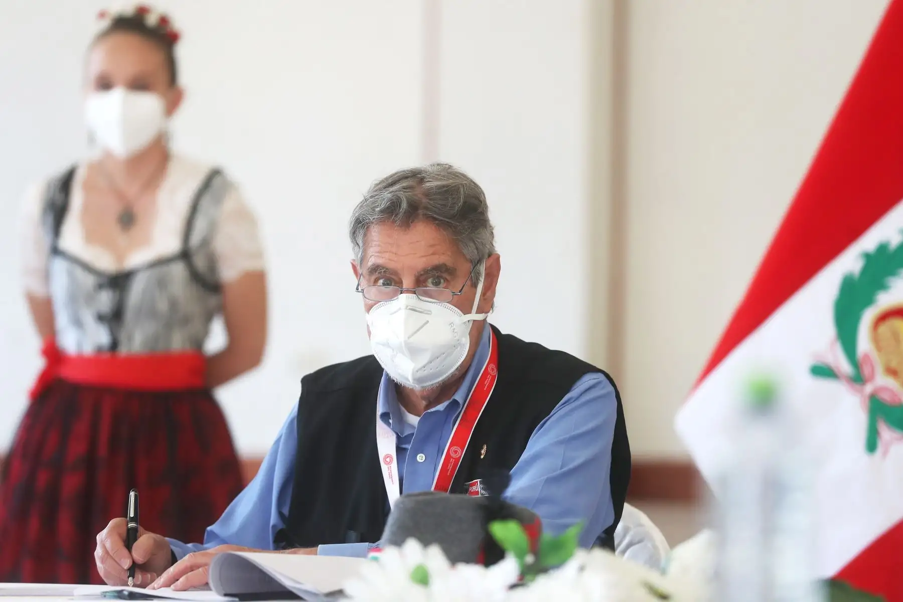 Presidente Francisco Sagasti supervisó actividades de intervención inmediata de Trabaja Perú en el distrito de Pozuzo: limpieza, mantenimiento y acondicionamiento del corredor turístico la ruta del colono en Prusia, la colonia y Bajo Chancarizo Foto: ANDINA/Prensa Presidencia