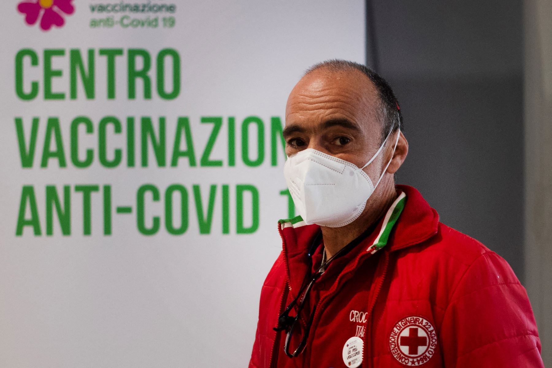 Hasta el viernes, la región de América Latina y el Caribe sumaba más de un millón de muertos y 32,5 millones de contagios por covid-19. Foto: AFP