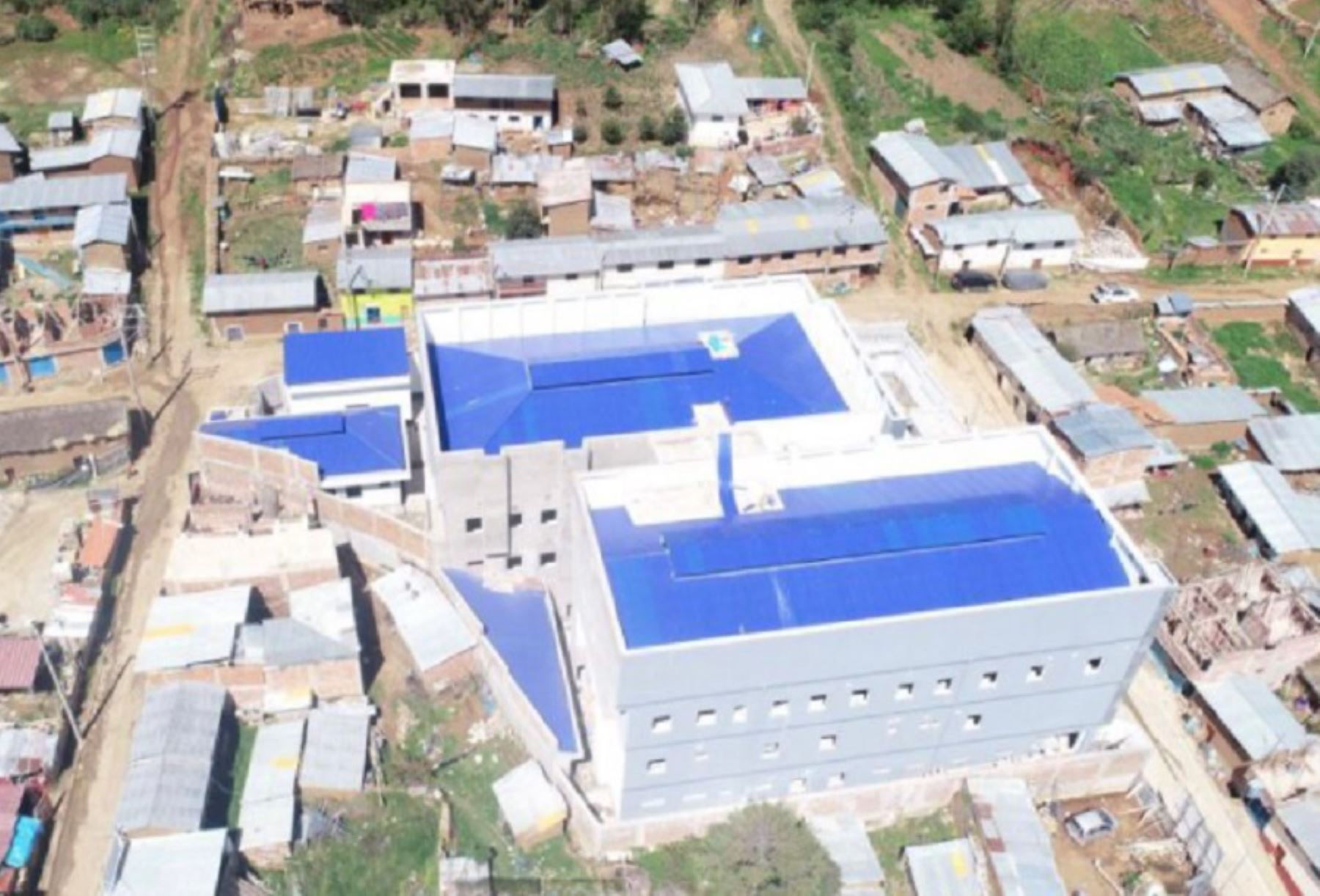 El Programa Nacional de Inversiones en Salud (Pronis), adscrito al Ministerio de Salud, informó que las nuevas infraestructuras hospitalarias que se están construyendo en Challhuahuacho y Haquira, en Apurímac; tienen un avance de 72.75 % y 70.78 %, respectivamente. Foto: ANDINA/difusión.